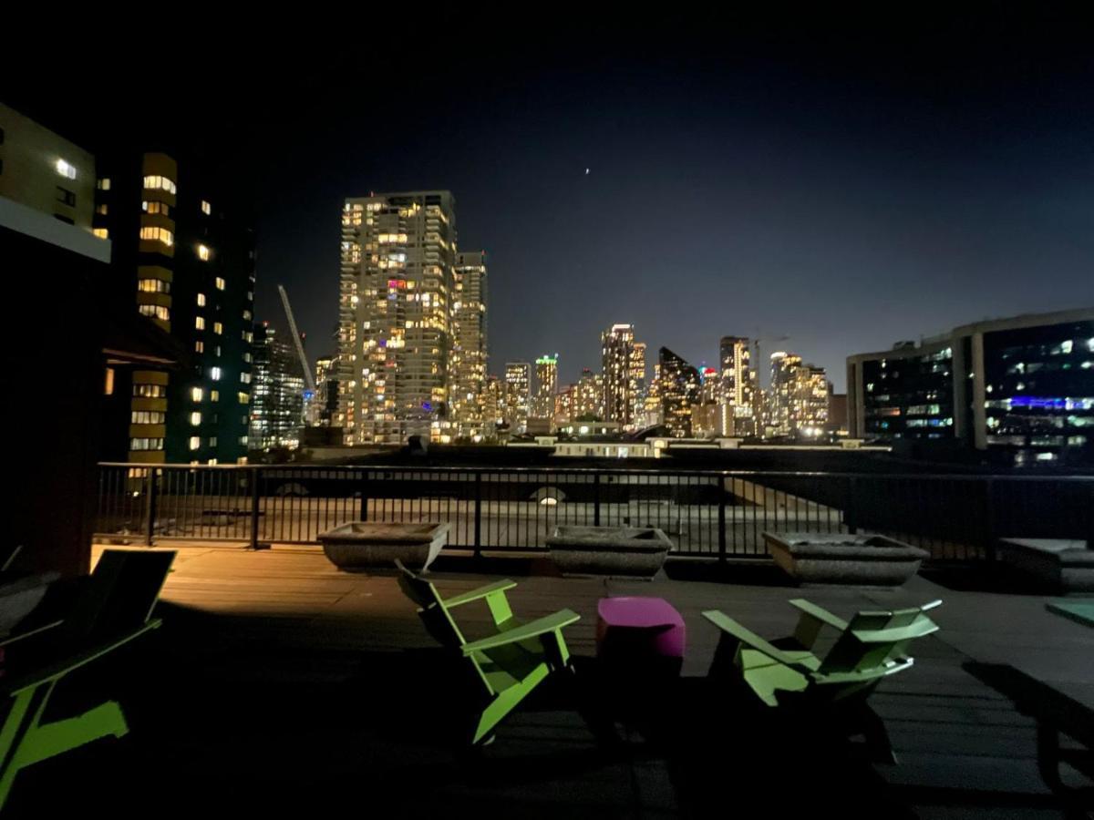 Cozy Downtown Condo Retreat With Space Needle View Seattle Exterior foto