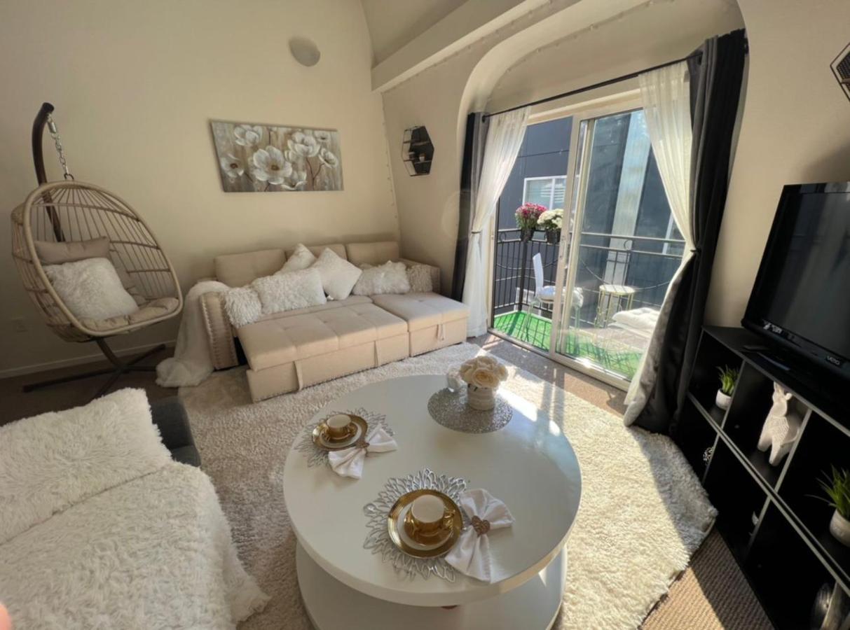 Cozy Downtown Condo Retreat With Space Needle View Seattle Exterior foto