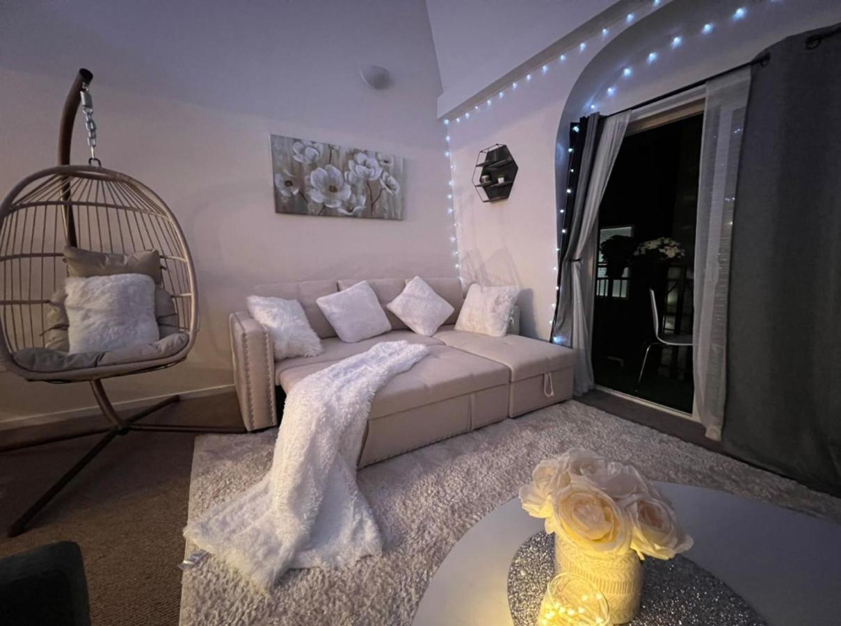 Cozy Downtown Condo Retreat With Space Needle View Seattle Exterior foto